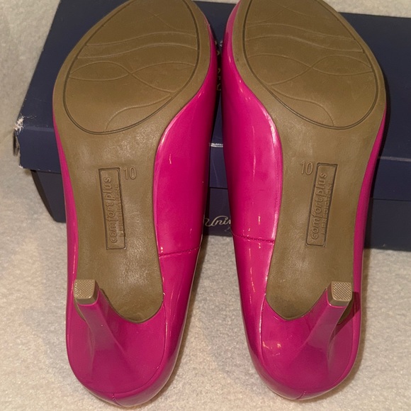 Comfort Plus by Predictions Fuchsia Womens Pumps - Picture 8 of 12
